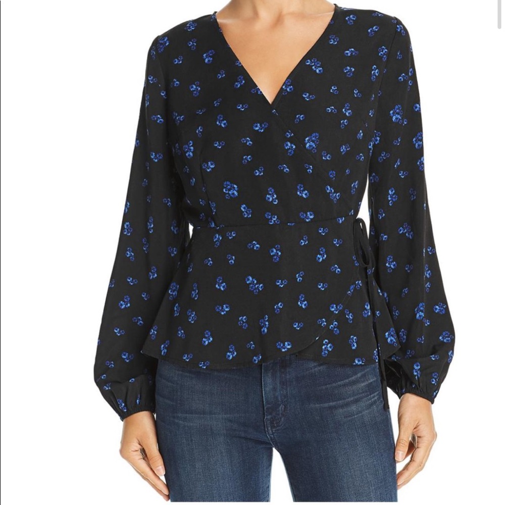 Sadie & Sage Wrap black blouse with blue floral